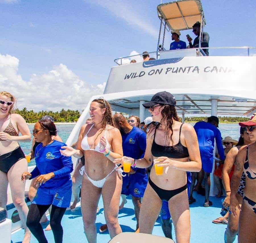 Caribbean Sea With Lagoon Half Day Tour â Guided tour and outdoor activity