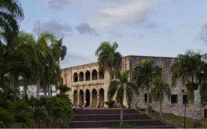 Punta Cana: Santo Domingo Full Day Trip With Tickets & Lunch — Guided tour and outdoor activity