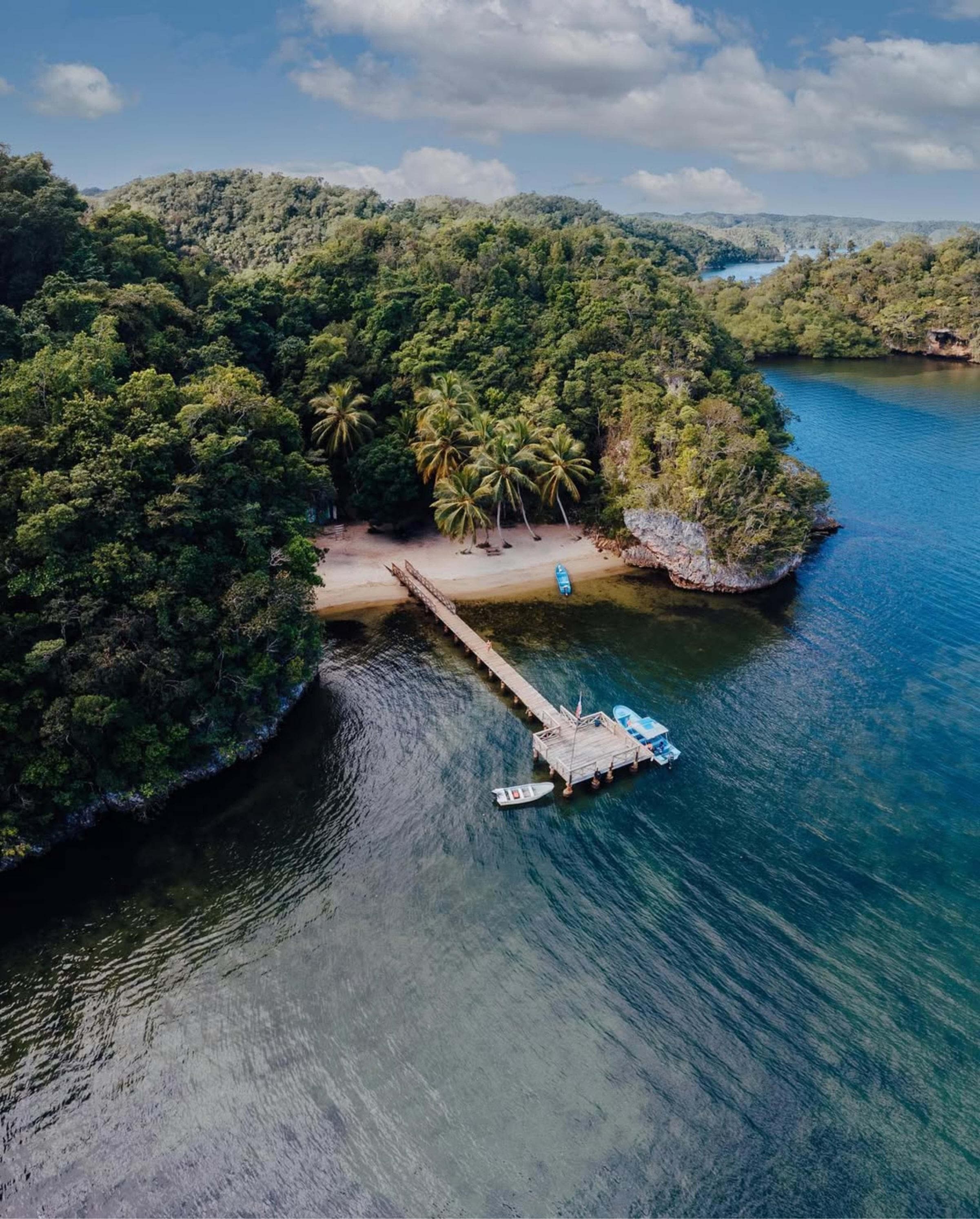 Santo Domingo: Hike and kayaks los Haitises plus Cano hondo pools — Guided tour and outdoor activity